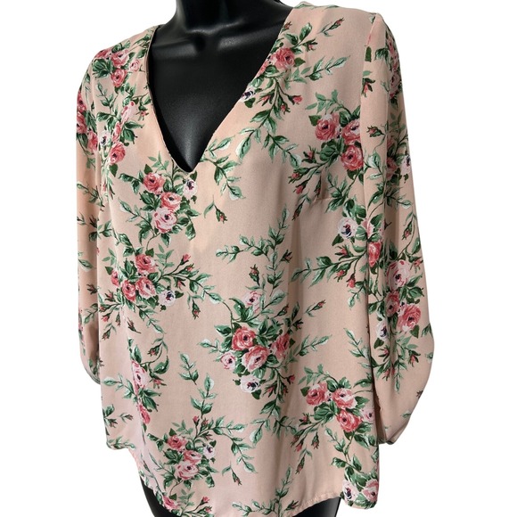 OLM Tops - OLM Floral Blouse Peach Pink‎ Roses Print V Neck 3/4 Sleeve Casual Top